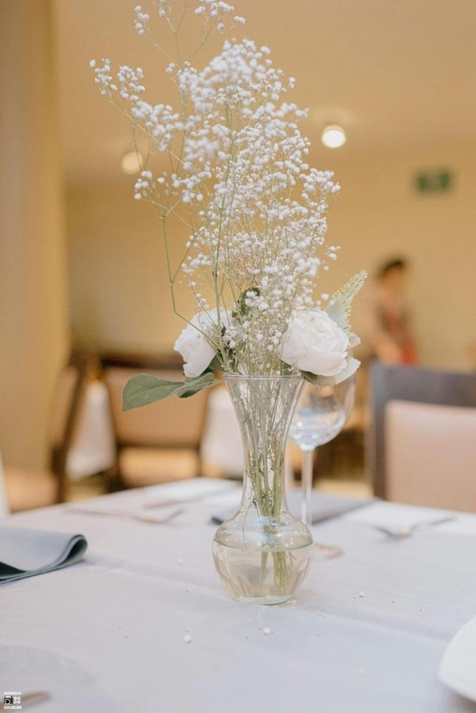 Flowers & Gifts